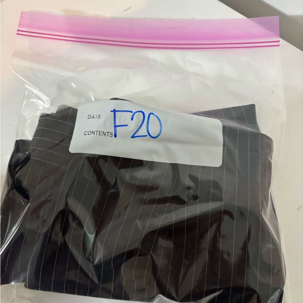 Taunt Juniors Size 3 Black Pin Striped Mini Skirt Buckle Zipper Front Y2K Casual - Picture 7 of 7